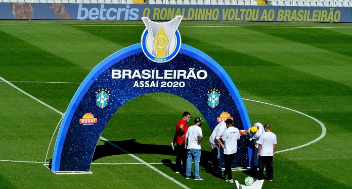 Livre, Ronaldinho Gaúcho Vira Garoto Propaganda da Betcris no Brasileiro (4)