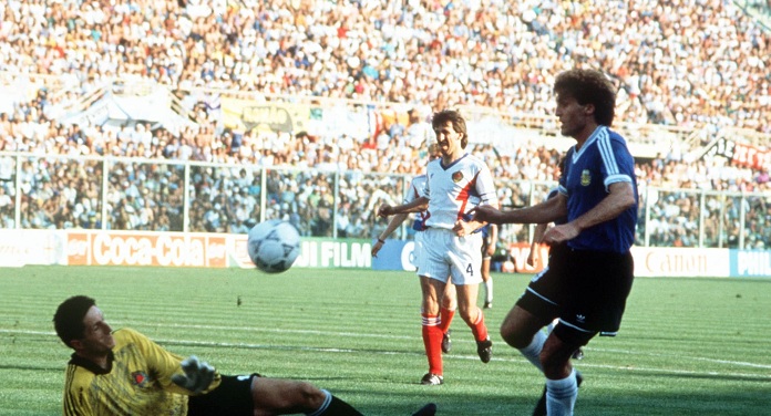 Goleiro iugoslavo apostou contra e venceu Maradona, mas perdeu dois jogos