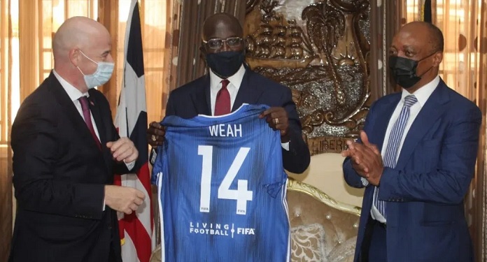 Presidente da Libéria, George Weah se torna primeiro Embaixador do Campeonato Pan-Africano Escolar