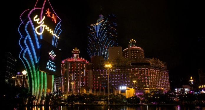 Macau-reports-fall-of-40-in-the-gross-revenue-of-October-gambling.jpg