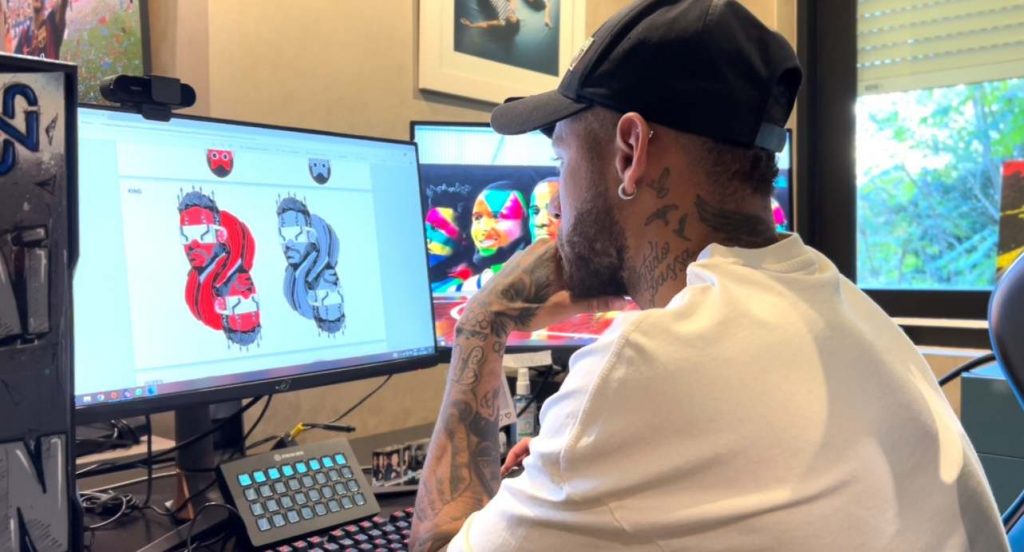 Neymar and PokerStars work to create a unique deck of cards