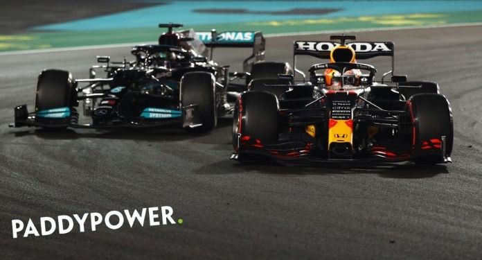 Paddy Power decide pagar aos apostadores de Verstappen e Hamilton no Campeonato Mundial de F1