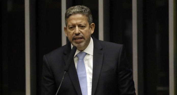 Arthur Lira postpones vote on project to legalize gambling in Brazil