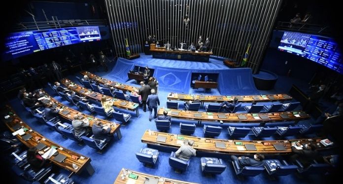 Senado recebe PL para legalização dos jogos de apostas com manifestações contrárias