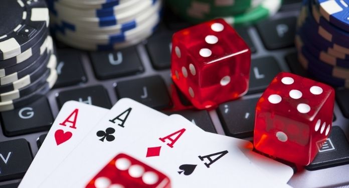 When will the gambling´s law and decree be published?