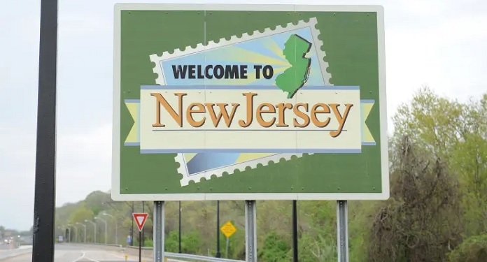 Sports betting slows in New Jersey, but hits $927 million in April