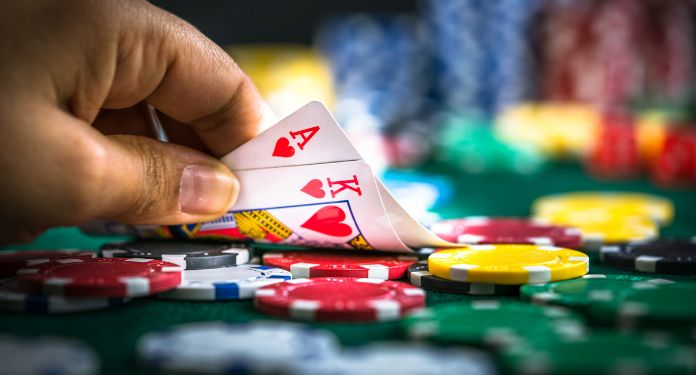 Poker: origem e evolução histórica