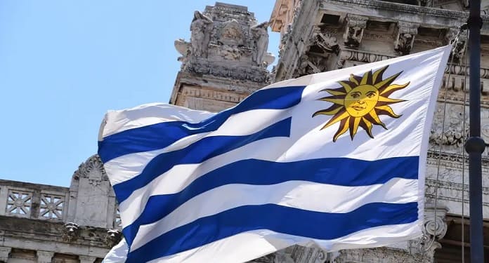 Senadores do Uruguai aprovam projeto que regulamenta as apostas online