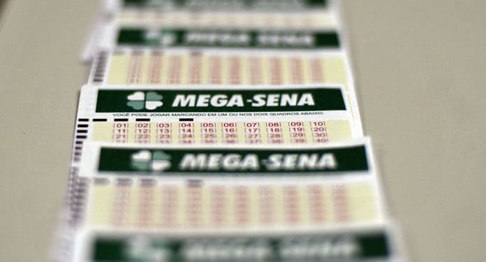 Mega-Sena acumula pela 11ª vez seguida e prêmio chega a R 150 milhões