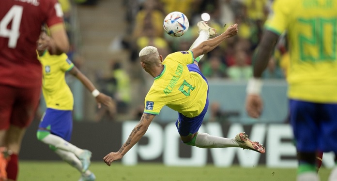 Brazil overcomes Serbia in the debut and increases favoritism on sports betting sites