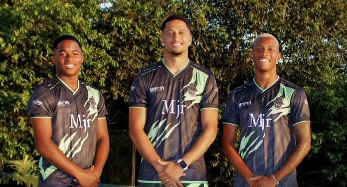 Trio de jogadores do Palmeiras anunciam time de Free Fire