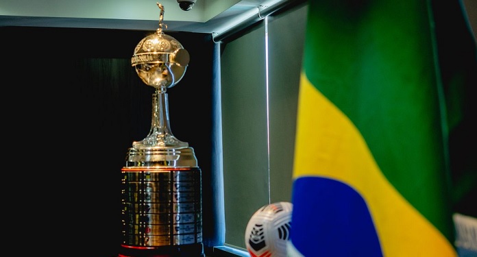 Casas de apostas apontam grupos de Palmeiras e Corinthians como mais equilibrados da Libertadores