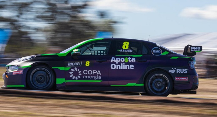 Com patrocínio da Aposta Online, piloto Rafael Suzuki garante pódio em corrida no Uruguai