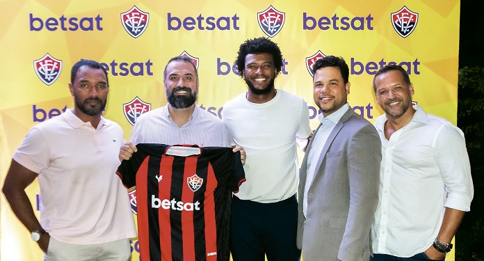 Betsat is officially presented as Vitória's master sponsor