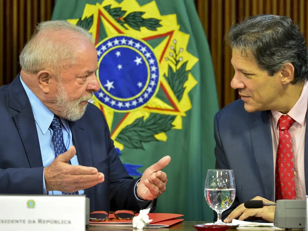 Lula criticizes online betting and compares it to gambling
