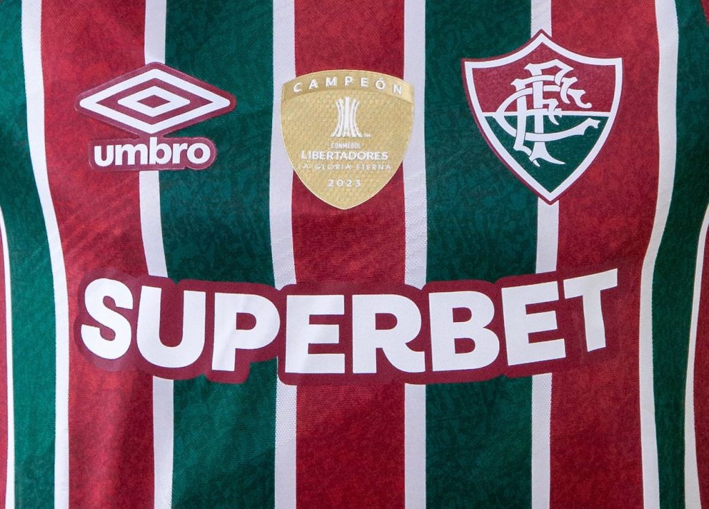 Fluminense oficializa maior contrato de patrocínio da história com a Superbet