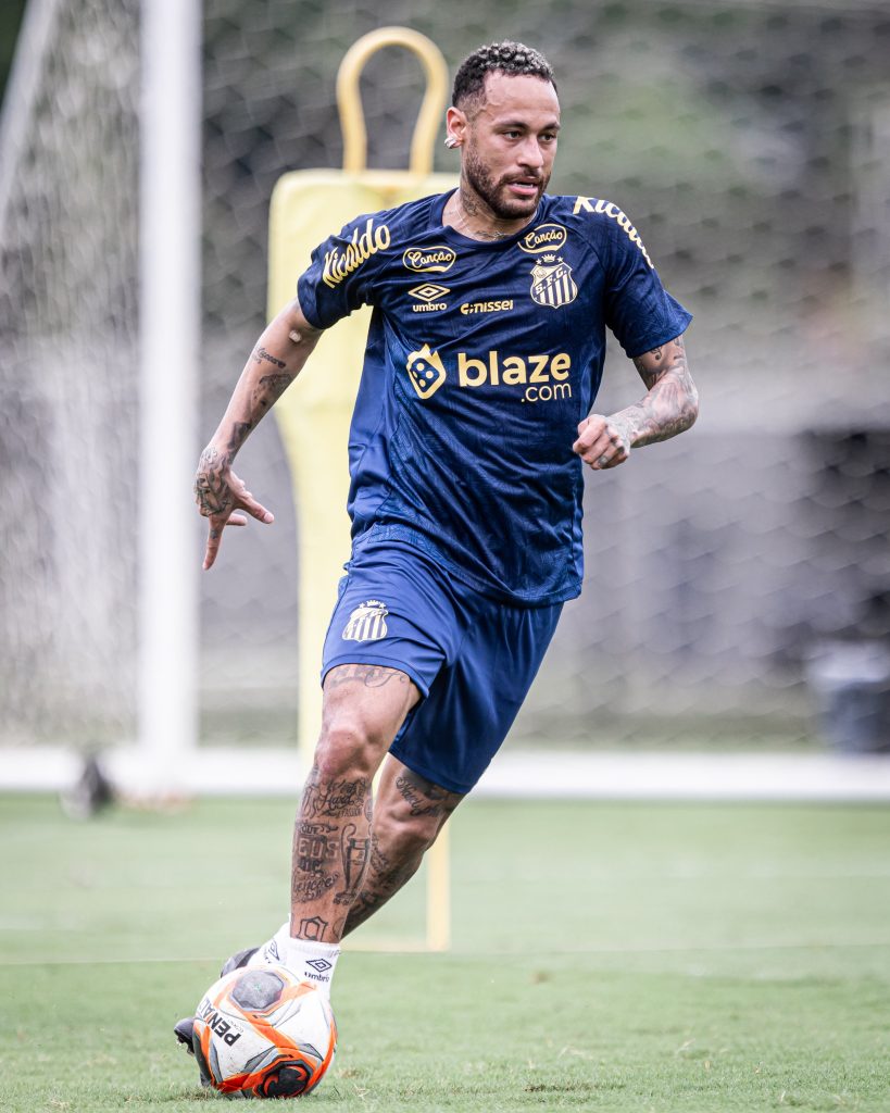 Casas de apostas apontam Neymar como jogador com mais chance de marcar em reestreia