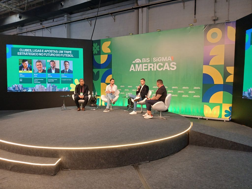 Deni Honorio (DNS), Murilo Lima (OneFootball), Beto Portela (CBF Agent) and former player Dudu Cearense spoke about the relationship between the betting sector, leagues and clubs
