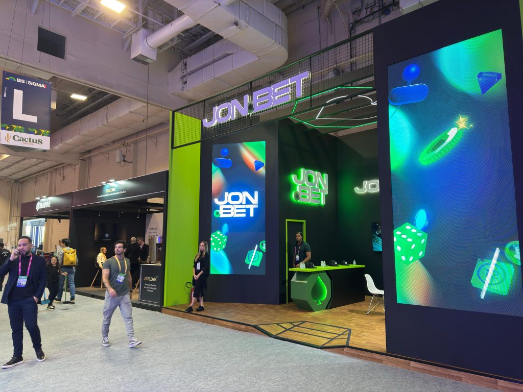 Betting company is integrated into the exhibition site