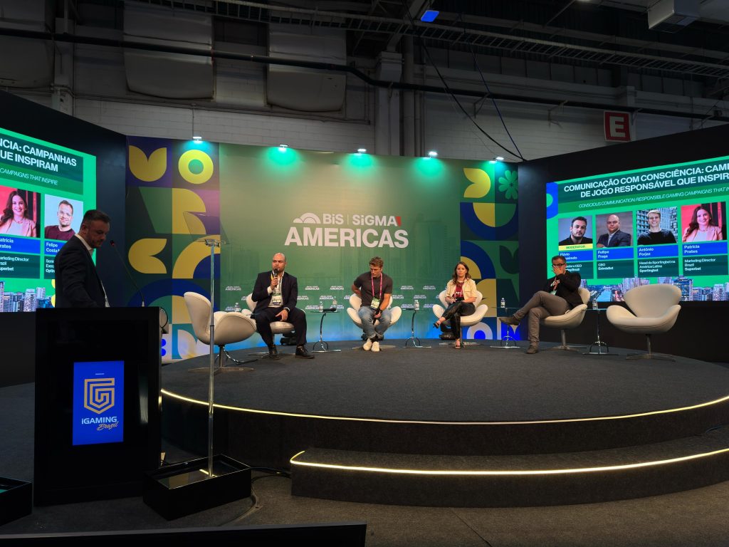 Flávio Figueiredo, founder of the industry news portal, was present at the panel