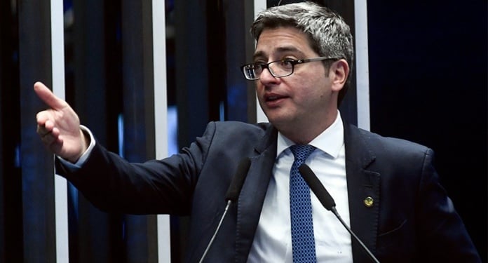 Senado Restrição de horários para propagandas em pauta para votação