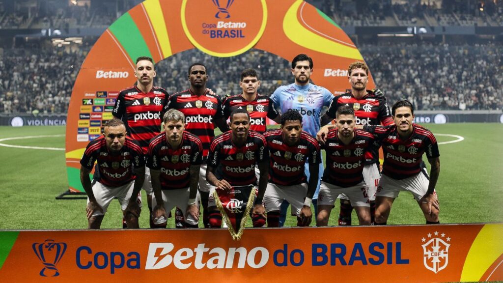 Flamengo-convoca-reuniao-para-definir-novo-patrocinador-master