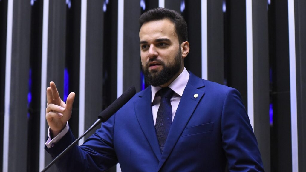 Exclusivo “Não basta apenas reprimir precisamos investir em educação e conscientização”, afirma o deputado Caio Vianna