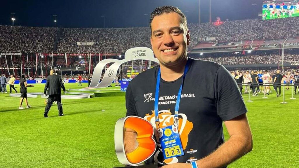 “Se proibirmos tudo, o crime organizado fará uma festa no dia seguinte”, alerta o CEO da Betano