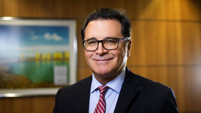 Ex-ministro-propoe-criacao-de-uniao-nacional-para-fortalecer-o-turismo-no-Brasi